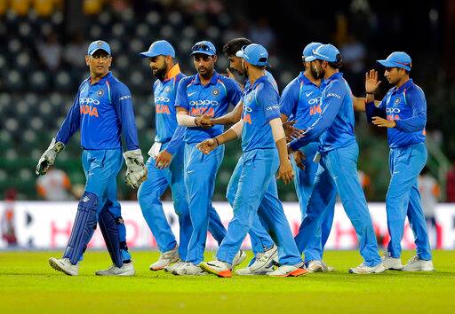 এবারের শ্রীলঙ্কা সফরে ভারতীয় দল চূড়ান্ত সফল। টেস্ট ও একদিনের সিরিজে শ্রীলঙ্কাকে হোয়াইট ওয়াশ করেছে ভারত