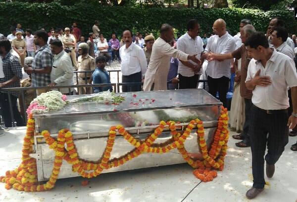 সকলের মুখেই ছিল ‘গৌরী লঙ্কেশ জিন্দাবাদ’ স্লোগান।