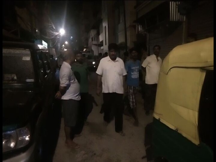 Protested Against Syndicate Whistle Blower Attacked দমদমে সিন্ডিকেট, তোলাবাজির প্রতিবাদ করায় প্রহৃত ব্যবসায়ী, শ্লীলতাহানি স্ত্রীর, অভিযোগ তৃণমূলের বিরুদ্ধে