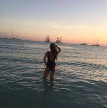 দেখুন তাপসী পান্নুর ছোট বোন শগুনকে