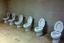 বদায়ুঁতে সরকারি অর্থ পেয়েও বাড়িতে শৌচাগার না বানানোয় ১৬ জনের বিরুদ্ধে মামলা