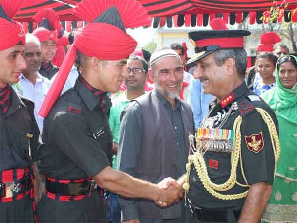 অনুষ্ঠানের প্রধান অতিথি ছিলেন ইন্টিগ্রেটেড ডিফেন্স স্টাফের প্রধান লেফটেন্যান্ট জেনারেল সতীশ দুয়া।