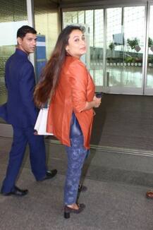 বিমানবন্দরে রানি মুখোপাধ্যায়