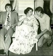 বারাণসীতে বাবা মায়ের শ্রাদ্ধ অনুষ্ঠান করলেন সঞ্জয়