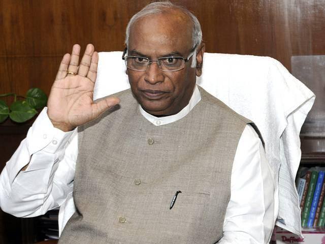 Congress Questions Economic Viability Of Bullet Train Project বুলেট ট্রেন প্রকল্পে আর্থিক বাস্তবতা নিয়ে প্রশ্ন কংগ্রেসের