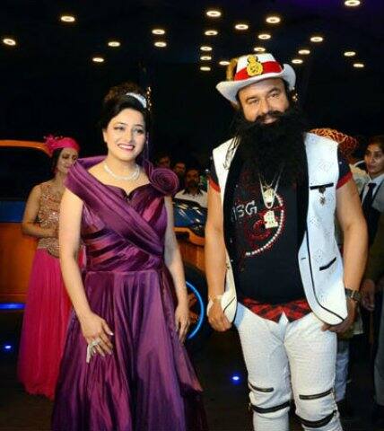 জানা গিয়েছে হানিপ্রীতের চরিত্রে অভিনয় করতে পেরে যথেষ্ট উত্তেজিত এবং খুশি রাখী।