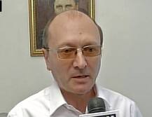 একসঙ্গে লালকেল্লায় সেলফি, তারপরই ইউক্রেনের মোবাইল নিয়ে চম্পট চোরের