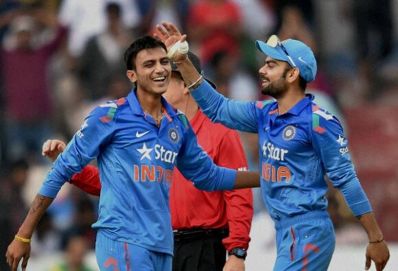 Jadeja Dropped Axar Patel Comes Back For Last 2 Odis বাদ জাডেজা, শেষ দু’টি একদিনের ম্যাচের দলে ফিরলেন অক্ষর পটেল