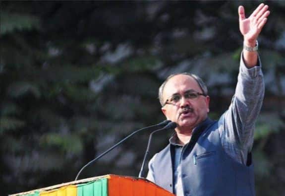 Ram Temple Will Be Built Before 2019 Claims Up Minister Siddharthnath Singh ২০১৯-এর আগেই তৈরি হবে রাম মন্দির, দাবি উত্তরপ্রদেশের মন্ত্রী সিদ্ধার্থনাথ সিংহের