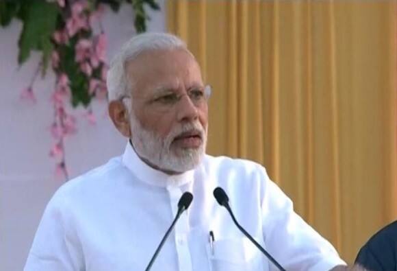 Not Mahatma Gandhi Not Narendra Modi Only 125 Crore Indians Can Achieve A Swachh Bharat Says Pm মহাত্মা গাঁধী, মোদী নয়, স্বচ্ছ ভারত কর্মসূচি সফল করতে পারেন শুধু ১২৫ কোটি ভারতবাসী, বললেন প্রধানমন্ত্রী