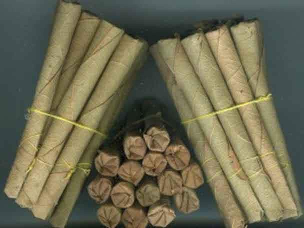 Mna Dies As His Clothes Catch Fire While Smoking বিড়ি খেতে গিয়ে পুড়ে মৃত্যু বৃদ্ধর