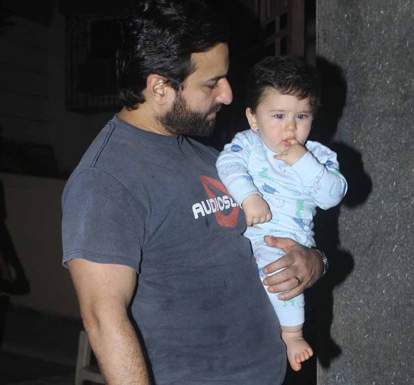 পিসির জন্মদিনে হাজির ভাইপো, তারকা বাবা-মায়ের থেকে ফটোগ্রাফারের নজর কাড়ল খুদে মানুষটিই, কে সে দেখুন