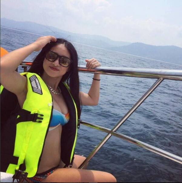 এখানে বলে রাখা প্রয়োজন, শোয়ের বয়স মাত্র ১৯ বছর।