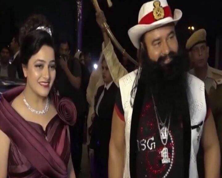 এই পরিস্থিতিতে ডেরা সমর্থকদের একাংশ ধর্ষক স্বঘোষিত ধর্মগুরুকে বাঁচানোর চেষ্টা করেই যাচ্ছে। 