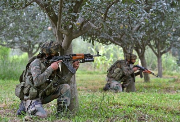 Two terrorists neutralised in J-K’s Baramulla কাশ্মীরের বারামুলায় নিরাপত্তা বাহিনীর সঙ্গে সংঘর্ষে খতম ৩ জঙ্গি