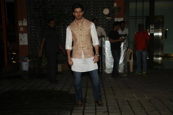 সমস্ত ছবি সৌজন্যে মানব মাঙ্গলানি