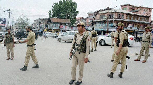 80 militants killed in south Kashmir in 6 months: Army গত ছয় মাসে দক্ষিণ কাশ্মীরে ৮০ জঙ্গির মৃত্যু হয়েছে, জানাল সেনা