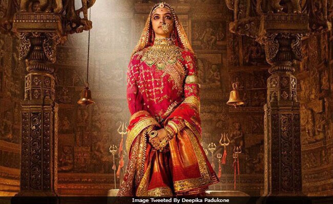 Respect SC order on Padmaavat, will study it: Rajasthan government   'পদ্মাবত': সুপ্রিম কোর্টের সিদ্ধান্তকে সম্মান করি, নির্দেশ খতিয়ে দেখে সিদ্ধান্ত, জানালেন রাজস্থানের স্বরাষ্ট্রমন্ত্রী