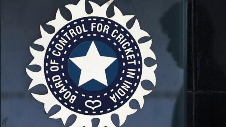 BCCI bans U-19 cricketer Prince Ram Niwas Yadav for age fraud বয়স ভাঁড়ানোর অভিযোগ, ২ মরসুমের জন্য নির্বাসিত দিল্লির অনূর্ধ্ব-১৯ দলের ক্রিকেটার প্রিন্স রাম নিবাস