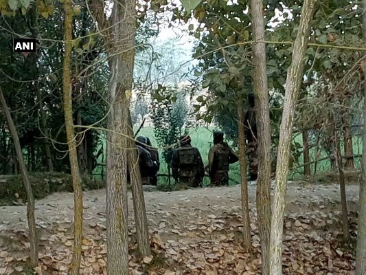 J-K: terrorists killed in encounter between militants and forces in Bandipora জম্মু কাশ্মীরের বান্দিপোড়ায় সেনা-জঙ্গি সংঘর্ষে খতম জঙ্গি, মৃত এক এসওজি জওয়ান