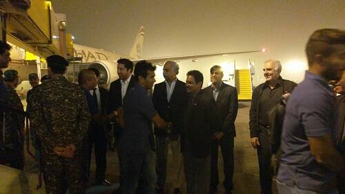 Sri Lankan arrive in Lahore amid tight security কড়া নিরাপত্তায় লাহৌরে পৌঁছল শ্রীলঙ্কা দল