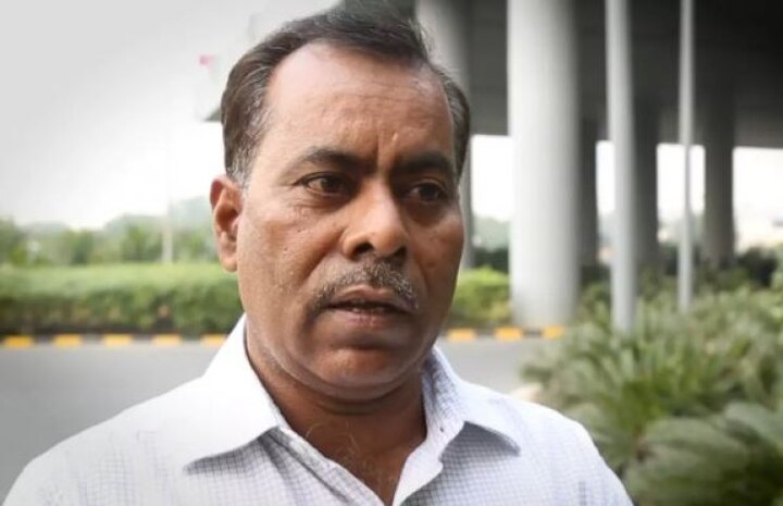 Frame guidelines on number of pleas a convict can file: Nirbhaya's father tells SC দোষী কতবার আবেদন করতে পারে? সময় বেঁধে ন্যয়বিচারের জন্য গাইডলাইন বেঁধে দিতে সুপ্রিম কোর্টে আবেদন নির্ভয়ার বাবার
