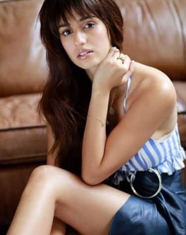 দেখুন দিশার আরও ছবি
