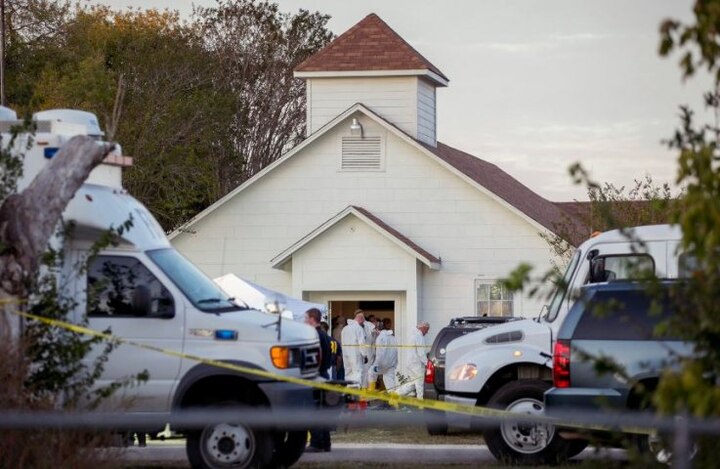 26 killed in church attack in Texas’ deadliest mass shooting আমেরিকার টেক্সাসে গির্জায় হানা বন্দুকবাজের, মৃত অন্তত ২৬