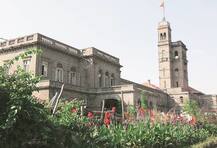 পুরস্কার পেতে গেলে নিরামিশাষী হতে হবে, শর্ত পুনে বিশ্ববিদ্যালয়ের