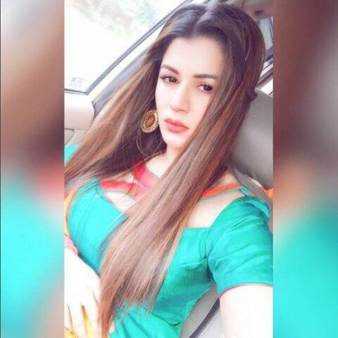 বলিউডে খুব একটা সাফল্য পাননি কাইনাত। তবে পঞ্জাবি ছবির পাশাপাশি দক্ষিণী ছবিতে তিনি পরিচিত নাম। 