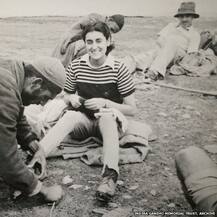 অচেনা-অদেখা মুহূর্তে দেশের প্রয়াত প্রাক্তন প্রধানমন্ত্রী ইন্দিরা গাঁধী