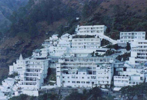 SC stays NGT’s direction to open new path to Vaishno Devi বৈষ্ণোদেবীর নতুন পথ তৈরি নিয়ে এনজিটি-র নির্দেশে স্থগিতাদেশ সুপ্রিম কোর্টের