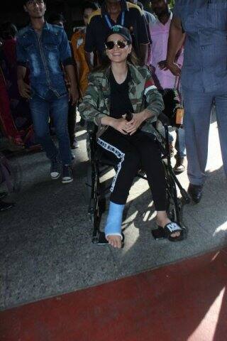 মণিকর্ণিকা- দ্য কুইন অফ ঝাঁসি ছবির শ্যুটিংয়ে স্টান্ট করতে গিয়ে চোট পেয়েছেন কঙ্গনা রানাওয়াত।