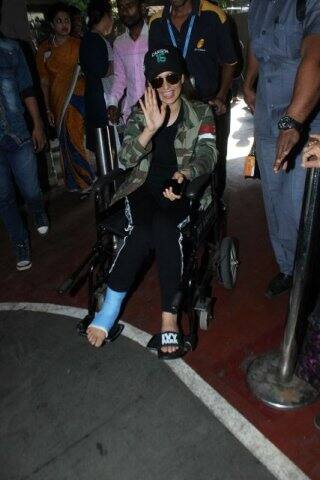 জোধপুরের মেহরানগড় দুর্গের ৪০ ফুট উঁচু প্রাচীর থেকে পিঠে শিশু বেঁধে নীচে ঝাঁপিয়েছিলেন তিনি।