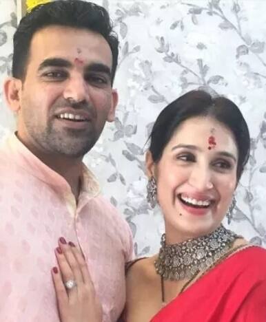 ২৭ তারিখ একটি পাঁচতারা হোটেলে জাহির ও সাগরিকার রিসেপশন। সেখানে ক্রিকেট ও বলিউড জগতের বহু নক্ষত্র আমন্ত্রিত