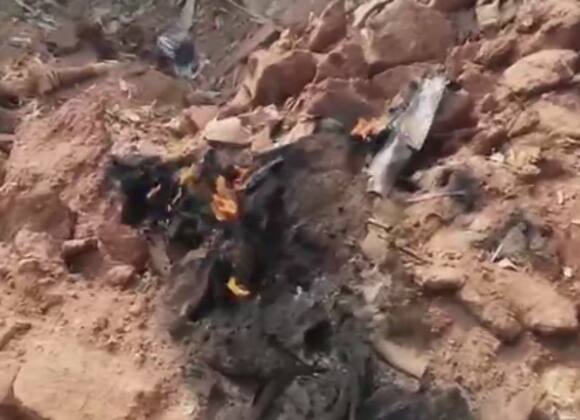 IAF training aircraft crashes in Telangana’s Siddipet, pilot safe তেলঙ্গনায় ভেঙে পড়ল বায়ুসেনার প্রশিক্ষণ বিমান, প্রাণে বাঁচলেন মহিলা পাইলট