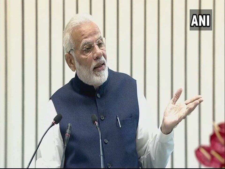 Govt, judiciary, bureaucracy must work for new India: Modi প্রশাসন, বিচারবিভাগ ও আমলাতন্ত্রের উচিত হাতে হাত মিলিয়ে কাজ করা: মোদী
