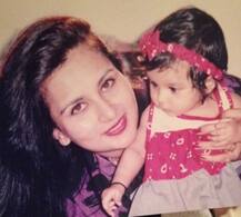 মা পুনম ধিলোঁর মতোই দুরন্ত সুন্দরী, বলিউডে পালোমার অভিষেক নিয়ে জল্পনা