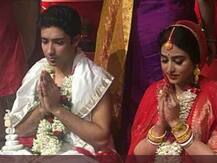 দীর্ঘদিনের বন্ধু, বদলে গেলেন স্বামী-স্ত্রীতে, বিয়ে করলেন টলি অভিনেতা গৌরব-ঋদ্ধিমা