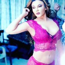 ইনস্টাগ্রামে নতুন ফটোশ্যুটের ‘বোল্ড’ ছবি পোস্ট করলেন রাখী সবন্ত, দেখুন তারই ঝলক...