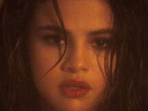 এই তন্বী সুন্দরীকে ‘ইনস্টা কুইন’ বলা হয়, কে ইনি?