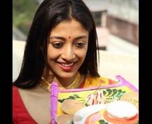 মেহেন্দি, গায়ে হলুদ, শুভদৃষ্টি থেকে সিঁদুর দান, পাওলির বিয়ের আরও কিছু ছবি