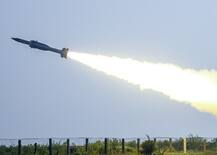 ভূমি থেকে আকাশ ক্ষেপণাস্ত্রের পরীক্ষামূলক উৎক্ষেপণ সফল