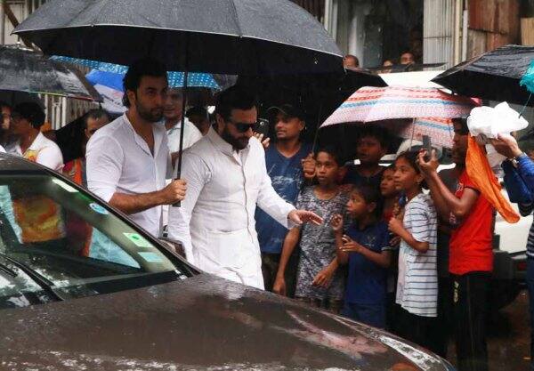 উপস্থিত ছিলেন জাভেদ আখতার, সেলিম খান। 