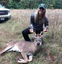 পেশায় আইনজীবী টেক্সাসের এই তরুণী সপ্তাহশেষে জঙ্গলে ঘুরে শিকার করে কাটান, দেখুন তাঁর অভিযানেরকিছু ছবি