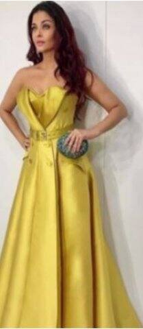 মুকেশ অম্বানির পার্টিতে ঐশ্বর্যা যে পোশাক পরেছিলেন তার দাম কত জানেন?