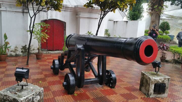 একটা সময় এটিই ছিল ফোর্ট উইলিয়ামের ভিতরে গোলাবারুদ তৈরির কারখানা