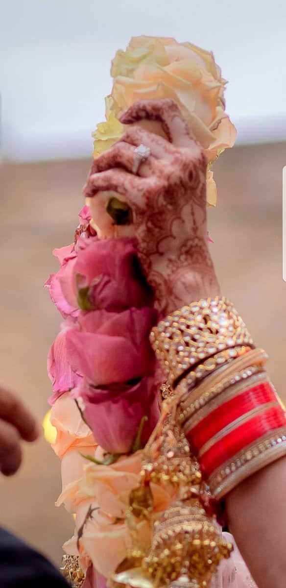 আর, এখন হাইপ্রোফাইল বিয়ের অন্যতম সেরা ঠিকানা। হলিউড তারকা, হেভিওয়েট রাজনৈতিক ব্যক্তিত্ব থেকে বিভিন্ন সংস্থার সিইও-প্রতিষ্ঠাতা। 