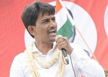 স্থানীয় নেতৃত্বের ওপর ‘অখুশি’, গুজরাতে কংগ্রেস ছাড়লেন ওবিসি নেতা অল্পেশ ঠাকোর