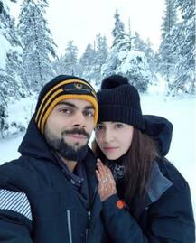  বিয়ের পর বরফে ঢাকা জায়গার মাঝখান থেকে মধুচন্দ্রিমা যাপনের ছবি পোস্ট অনুষ্কার!